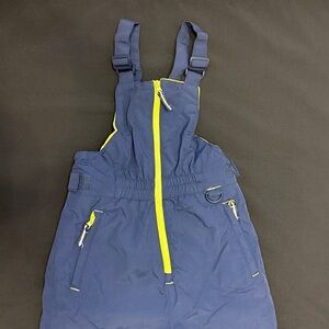 Amazon Essentials Adjustible Snowbib